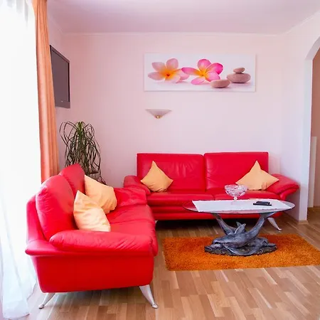 호텔 Aparthotel Landau An Der Isar