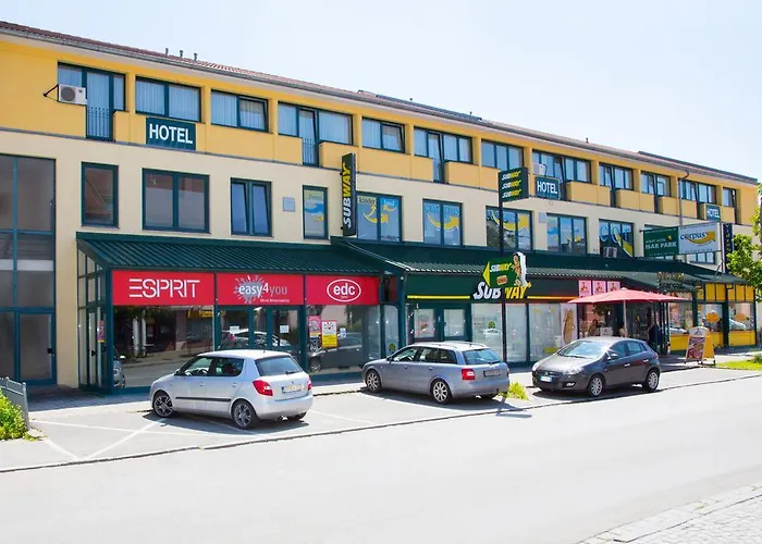 Aparthotel Landau An Der Isar 3*