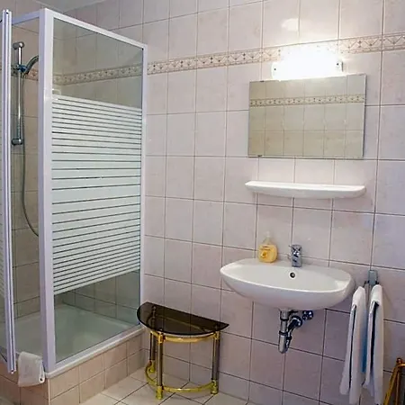Aparthotel Landau An Der Isar Hotel 3*