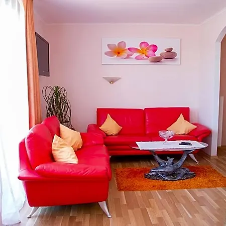 Hotel Aparthotel Landau An Der Isar 3*