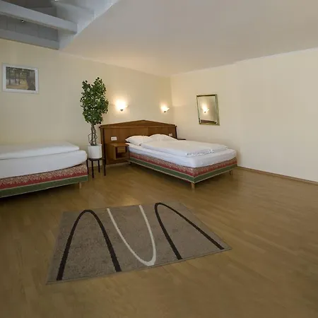 Hotel Aparthotel Landau An Der Isar Landau an der Isar