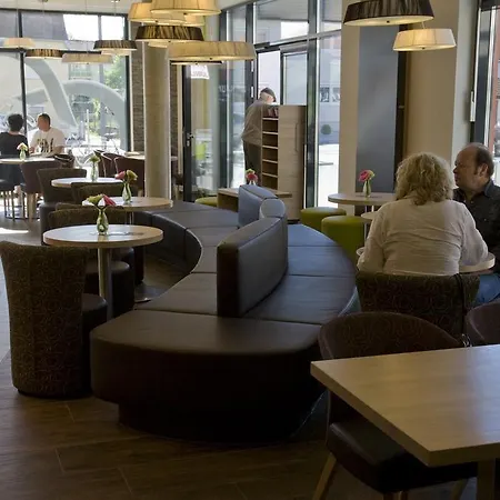 Aparthotel Landau An Der Isar Otel 3*